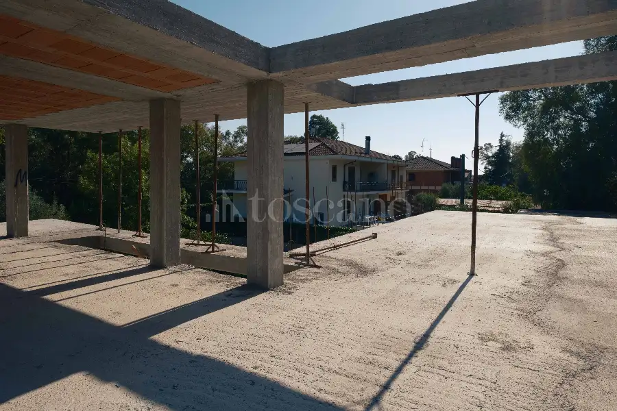 Casa Indipendente in vendita di 357 mq a €1.690.000 (rif. 95/2026)