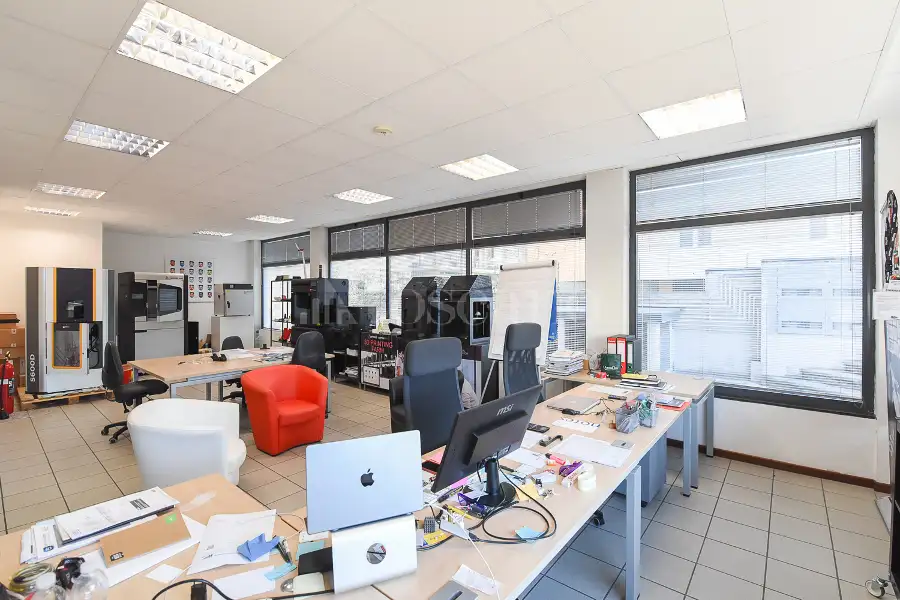 Ufficio in vendita di 220 mq a €225.000 (rif. 15/2026)