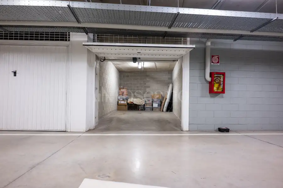 Box in vendita di 22 mq a €139.000 (rif. 14/2026)