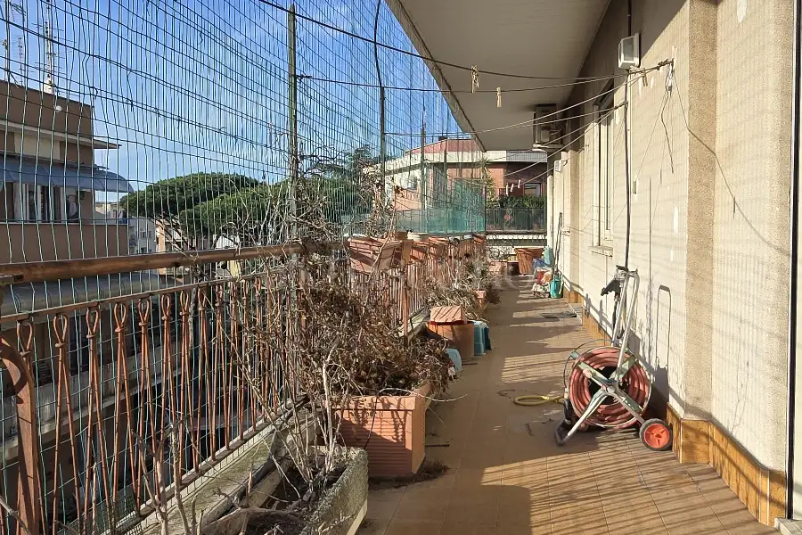 Attico in vendita di 189 mq a €895.000 (rif. 2/2026)