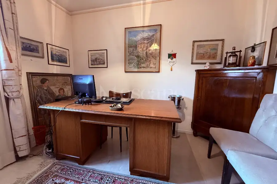 Villa Bifamiliare in vendita di 320 mq a €780.000 (rif. 65/2025)