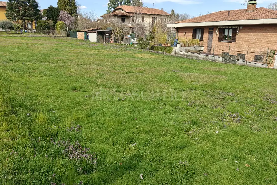Edificabile Residenziali in vendita di 1.000 mq a €72.000 (rif. 61/2026)