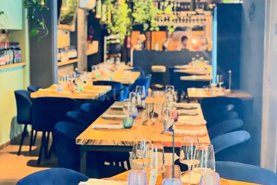 Attività Commerciale in vendita di 150 mq a €95.000 (rif. 81/2025)