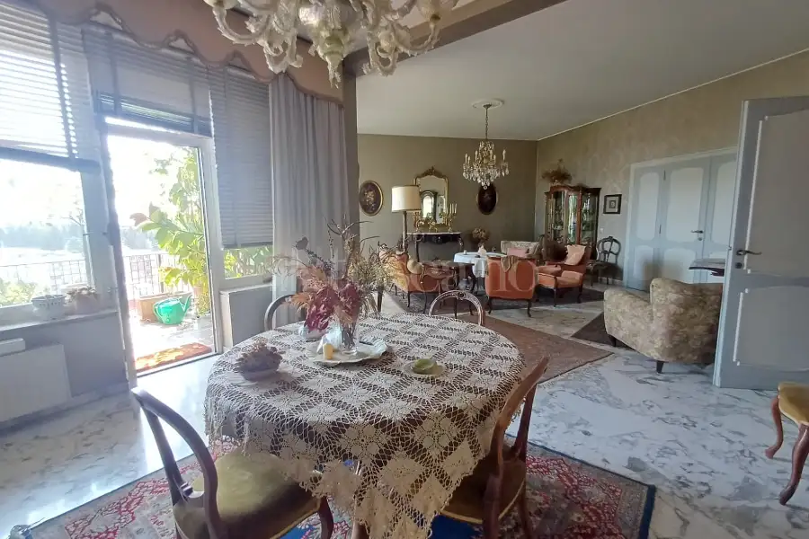 Casa in vendita di 180 mq a €960.000 (rif. 20/2026)