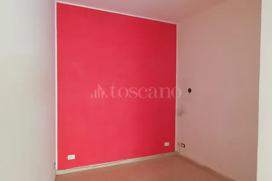 Negozio in vendita di 14 mq a €15.000 (rif. 41/2026)