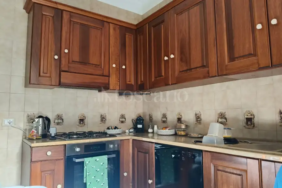 Casa in vendita di 220 mq a €390.000 (rif. 246/2025)