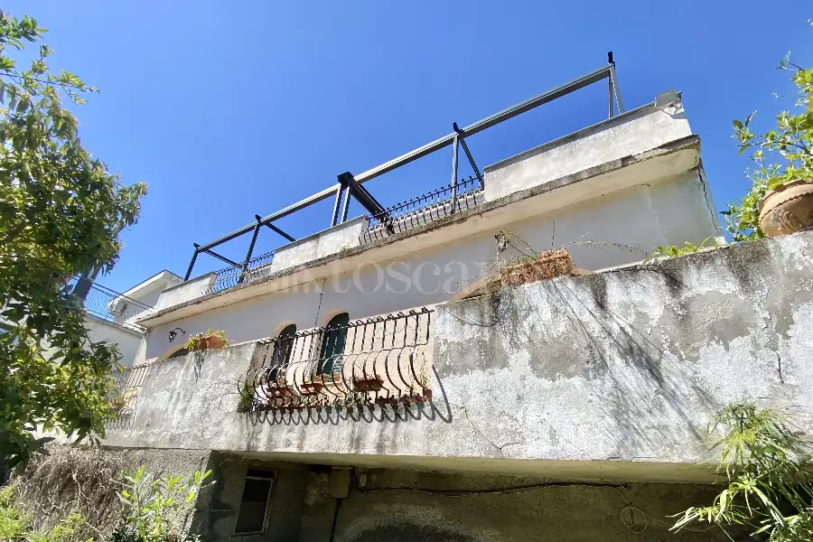 Casa Indipendente in vendita di 158 mq a €865.000 (rif. 20/2026)