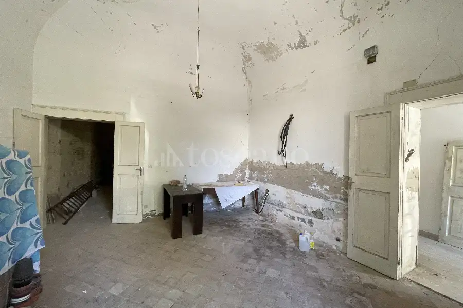 Casa Indipendente in vendita di 122 mq a €75.000 (rif. 15/2026)