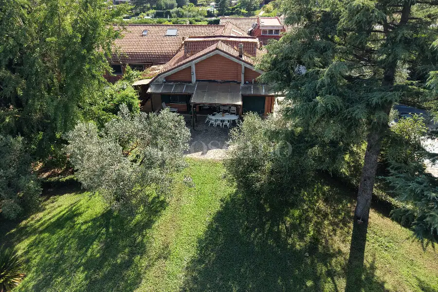 Villa in vendita di 260 mq a €355.000 (rif. 20/2026)