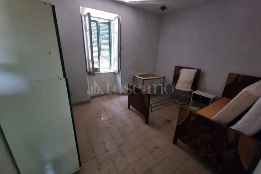 Casale in vendita di 660 mq a €95.000 (rif. 22/2025)