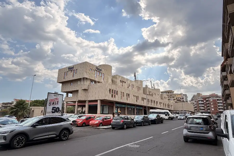 Negozio in vendita di 116 mq a €250.000 (rif. 109/2026)