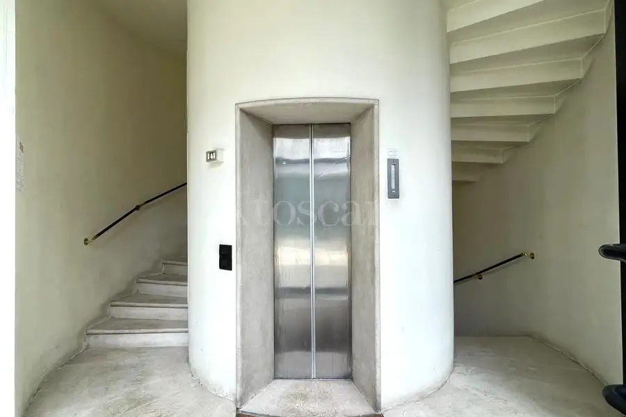 Ufficio in vendita di 85 mq a €275.000 (rif. 32/2026)