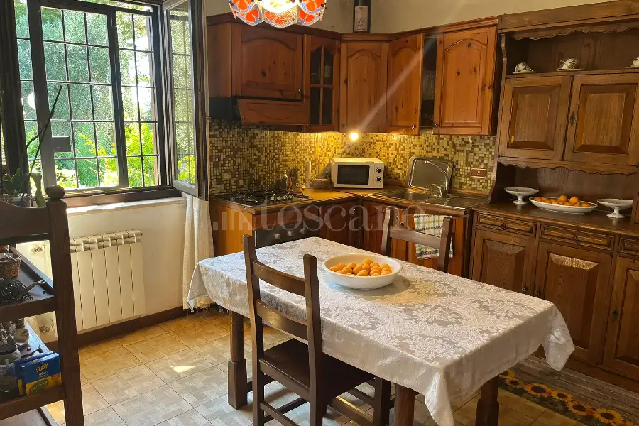 Villa in vendita di 300 mq a €339.000 (rif. 33/2026)