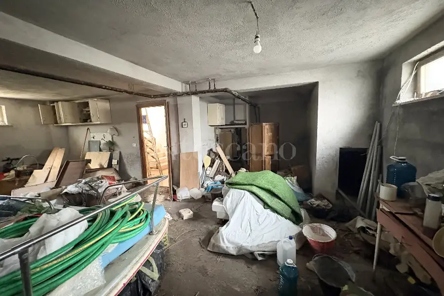Palazzo in vendita di 300 mq a €199.000 (rif. 89/2026)