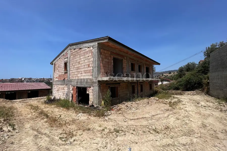 Villa Bifamiliare in vendita di 160 mq a €330.000 (rif. 69/2024)