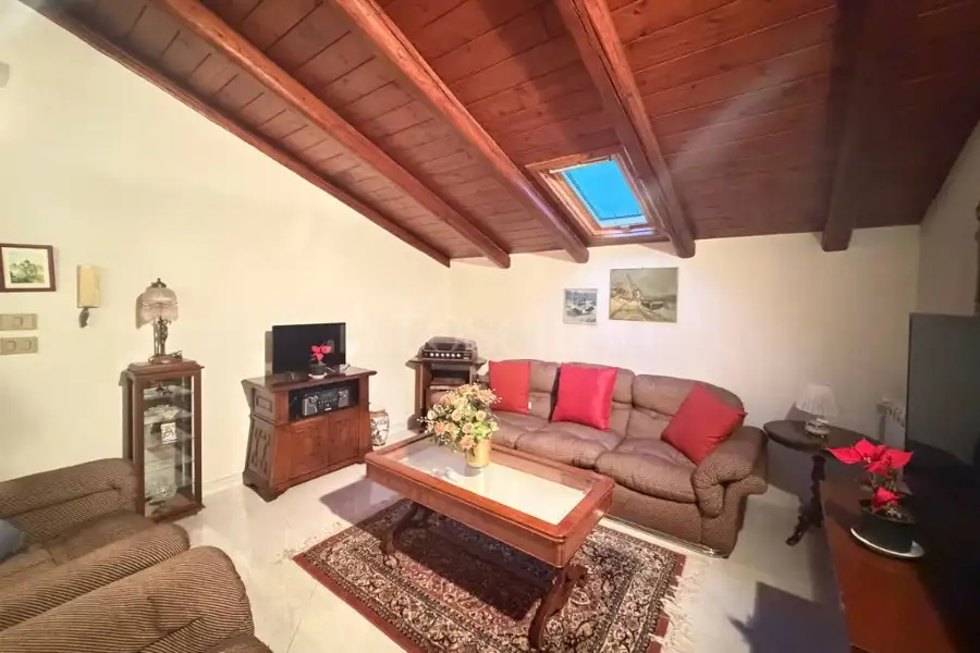 Villino a Schiera in vendita di 190 mq a €218.000 (rif. 19/2026)
