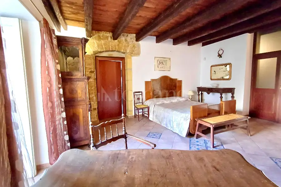 Casa in vendita di 140 mq trattativa riservata (rif. 24/2025)