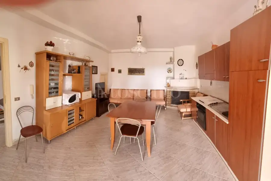 Villa in vendita di 452 mq a €237.000 (rif. 33/2024)