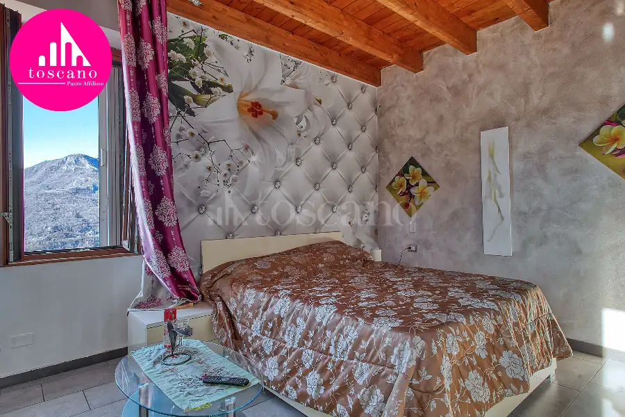 Casa Indipendente in vendita di 230 mq a €200.000 (rif. 141/2026)