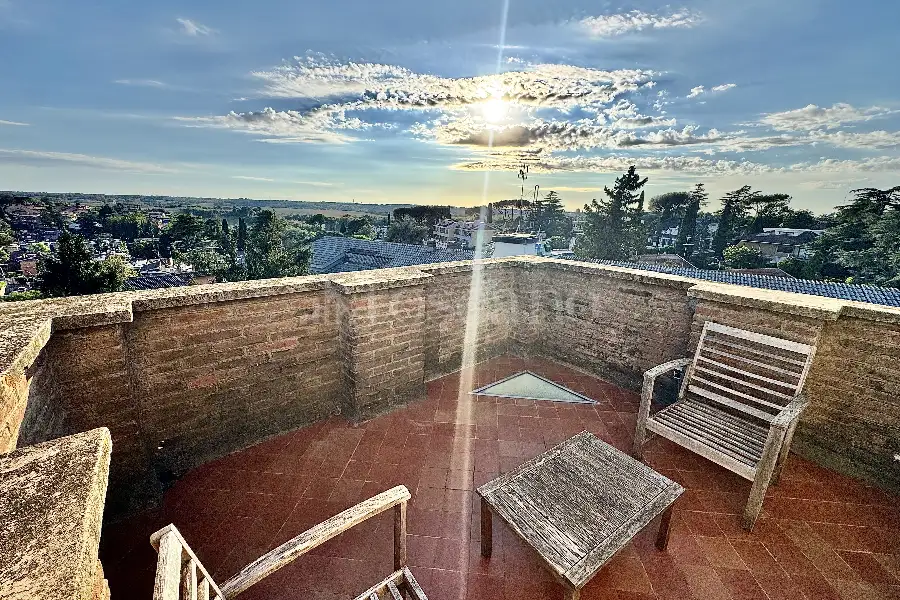 Casa Indipendente in vendita di 110 mq a €319.000 (rif. 25/2026)