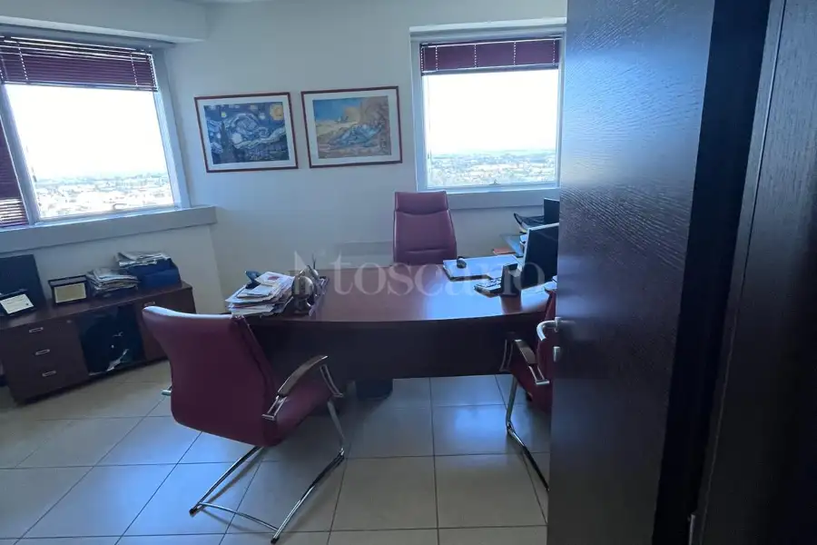 Ufficio in vendita di 80 mq a €220.000 (rif. 65/2024)