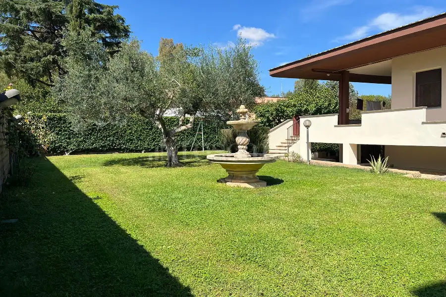 Villa Plurifamiliare in vendita di 155 mq a €349.000 (rif. 42/2025)