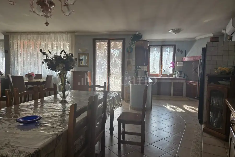 Casa Indipendente in vendita di 410 mq a €615.000 (rif. 40/2025)