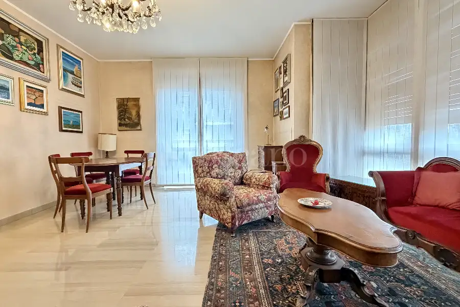 Casa in vendita di 170 mq a €830.000 (rif. 12/2026)