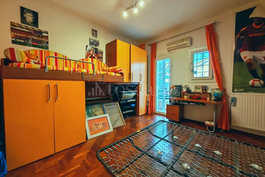 Villa Plurifamiliare in vendita di 260 mq a €489.000 (rif. 59/2026)