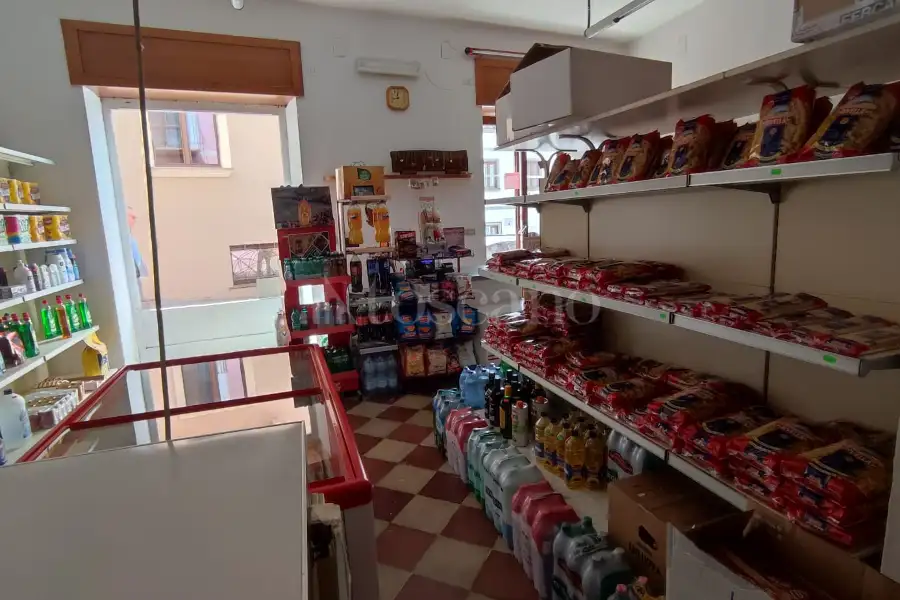 Attività Commerciale in vendita di 60 mq a €20.000 (rif. 11/2025)