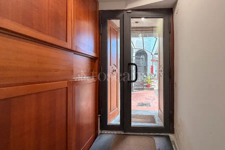 Negozio in vendita di 200 mq a €590.000 (rif. 51/2026)