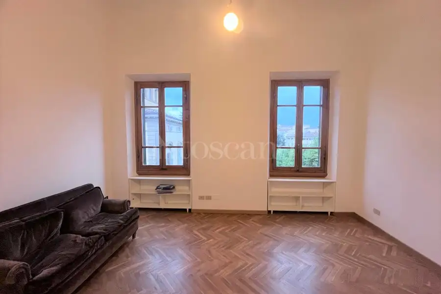 Casa in affitto di 130 mq a €1.560 (rif. 17/2025)