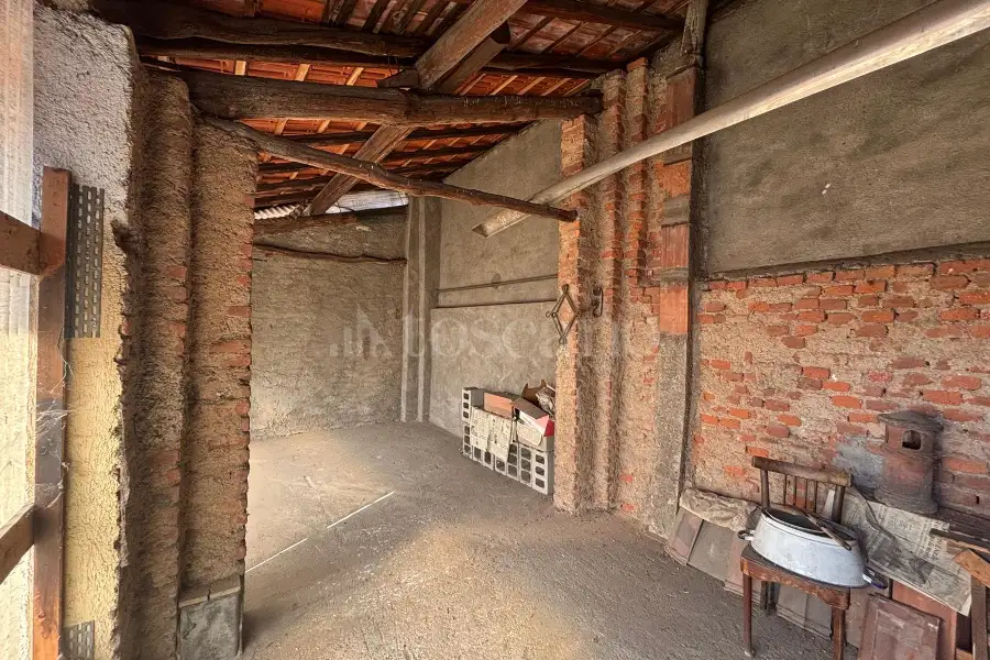 Casa Indipendente in vendita di 284 mq a €220.000 (rif. 19/2025)