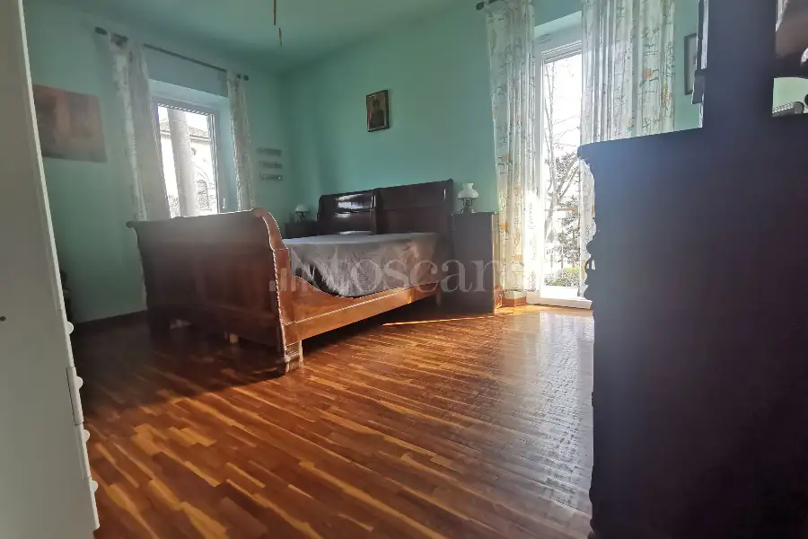 Casa Indipendente in vendita di 210 mq a €300.000 (rif. 9/2026)