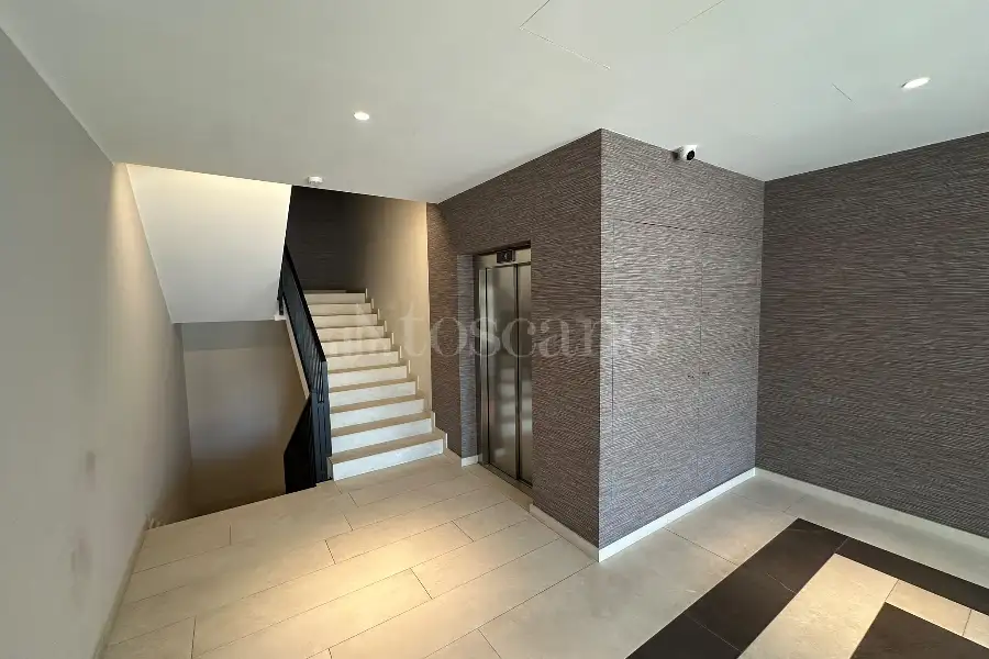 Attico in vendita di 170 mq a €685.000 (rif. 63/2026)