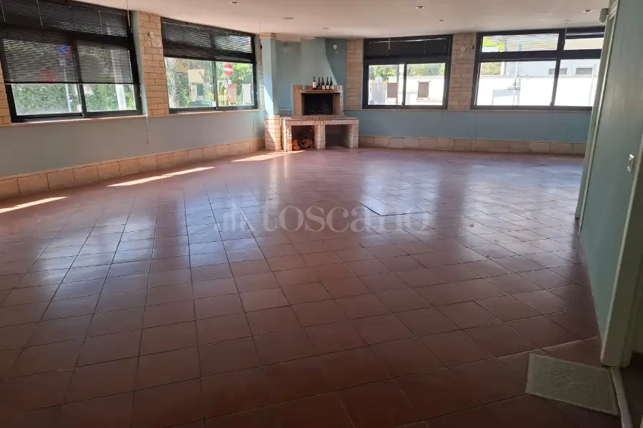 Negozio in affitto di 170 mq a €1.800 (rif. 30/2025)