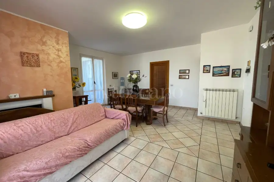 Attico in vendita di 110 mq a €165.000 (rif. 41/2025)