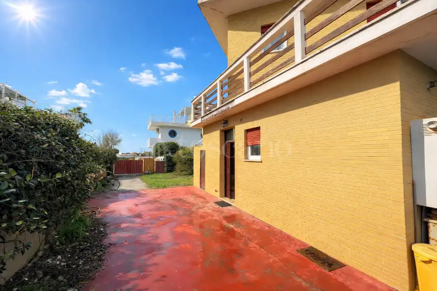 Villa in vendita di 158 mq a €580.000 (rif. 6/2026)