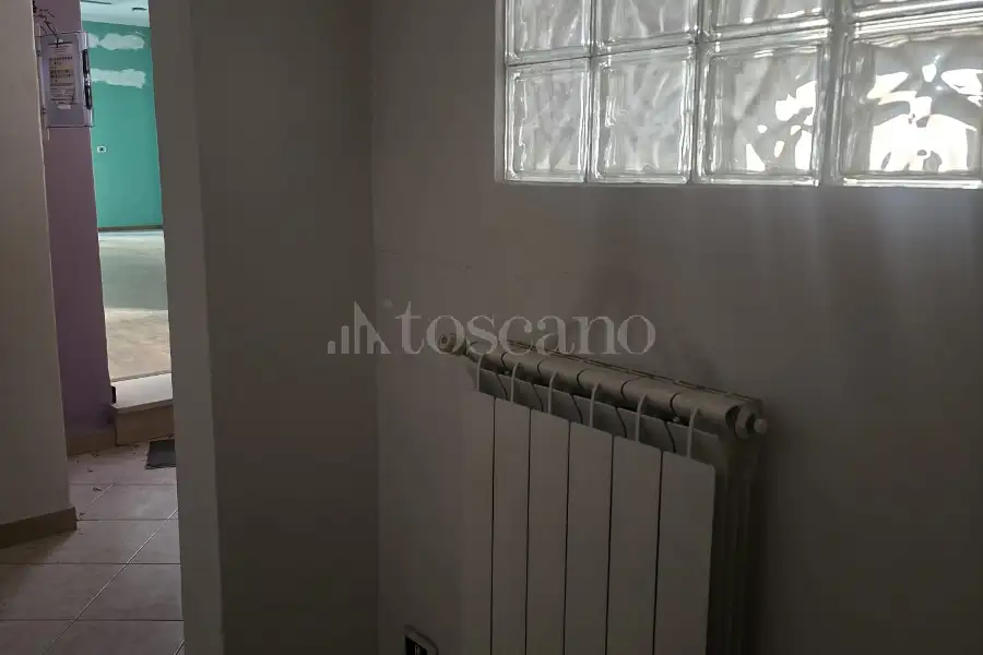 Negozio in affitto di 68 mq a €800 (rif. 53/2026)