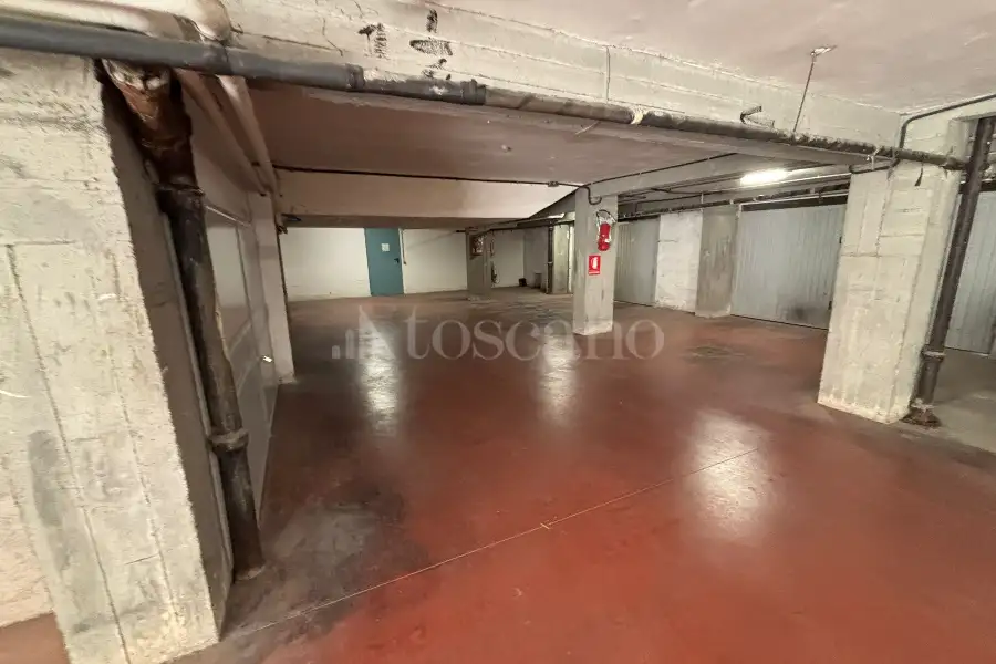 Box in vendita di 32 mq a €59.000 (rif. 23/2026)