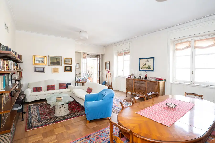 Casa in affitto di 175 mq a €4.000 (rif. 41/2026)