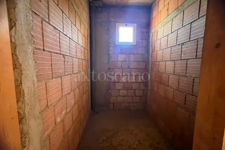 Casa in vendita di 140 mq a €78.000 (rif. 12/2025)