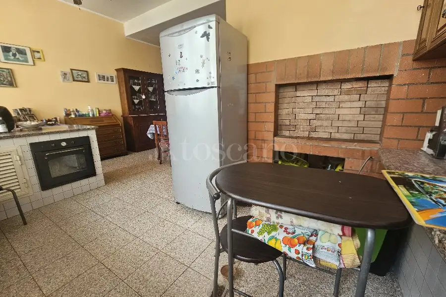 Villa Bifamiliare in vendita di 300 mq a €275.000 (rif. 62/2025)