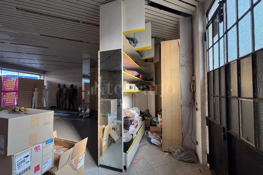 Negozio in vendita di 110 mq a €150.000 (rif. 1/2026)