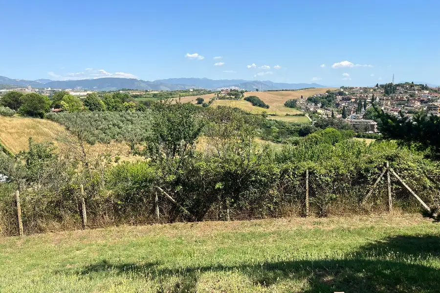 Villa in vendita di 300 mq a €339.000 (rif. 33/2026)