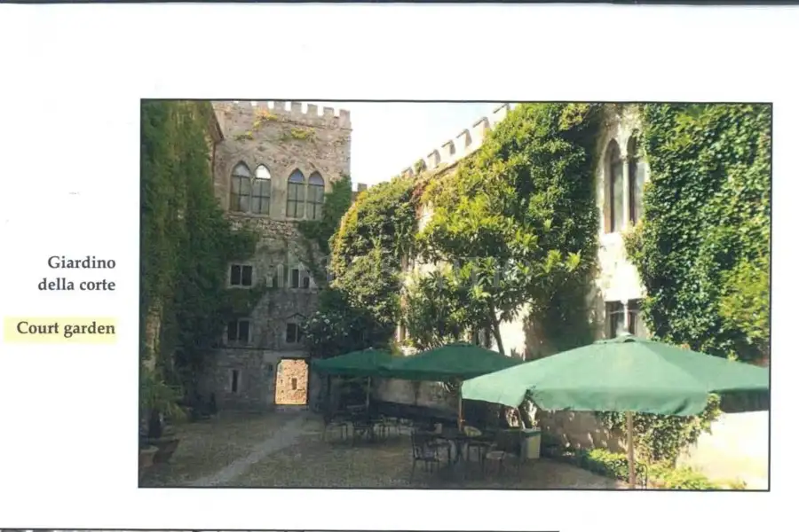 Palazzo in vendita di 3.000 mq trattativa riservata (rif. 69/2026)