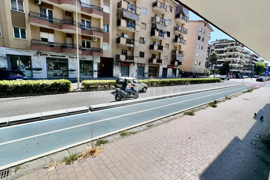 Ufficio in vendita di 150 mq a €229.000 (rif. 11/2026)