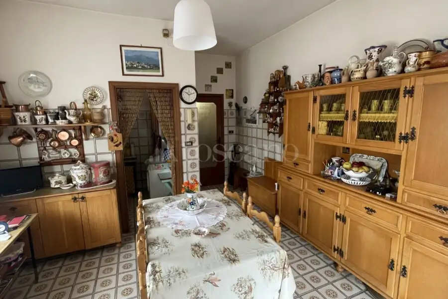 Casa Indipendente in vendita di 310 mq a €159.000 (rif. 1/2026)