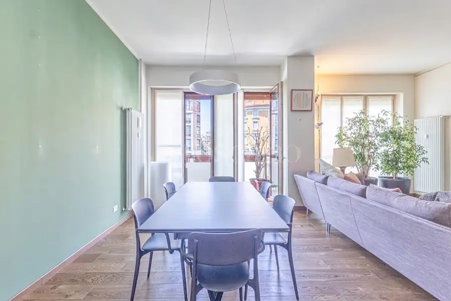 Casa in vendita di 240 mq a €3.290.000 (rif. 106/2026)