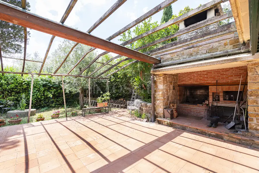 Casa in vendita di 430 mq a €1.250.000 (rif. 25/2025)